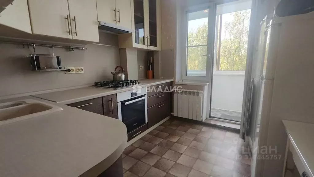 2-к кв. Московская область, Луховицы ул. Пушкина, 102 (56.9 м) - Фото 0