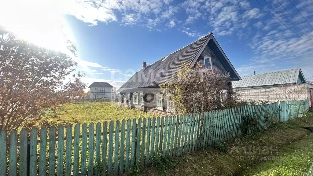 Дом в Архангельская область, Коряжма ул. Дзержинского, 42 (44 м) - Фото 1