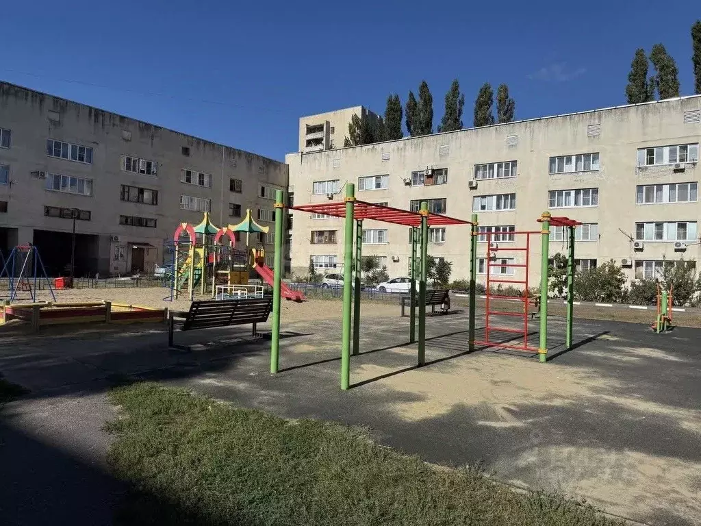 2-к кв. Белгородская область, Старый Оскол Макаренко мкр, 1 (44.8 м) - Фото 0