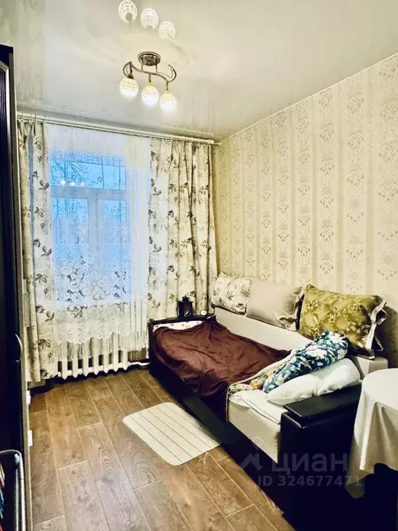 Комната Санкт-Петербург ул. Александра Ульянова, 6 (13.4 м) - Фото 1