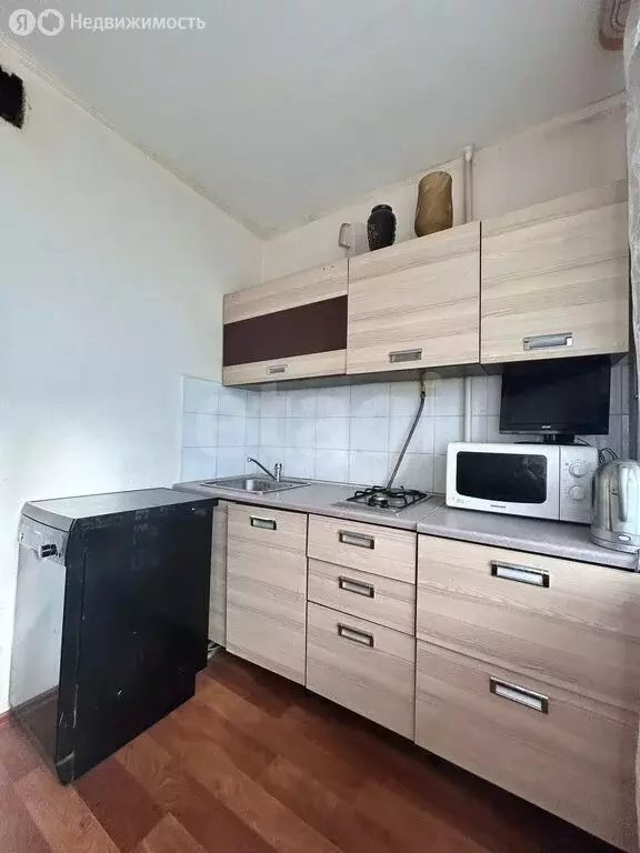 1-комнатная квартира: Усинск, Молодёжная улица, 24 (35.2 м) - Фото 0