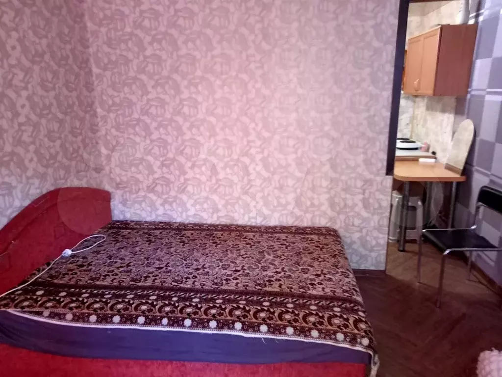 Комната 18 м в 6-к., 2/5 эт. - Фото 1