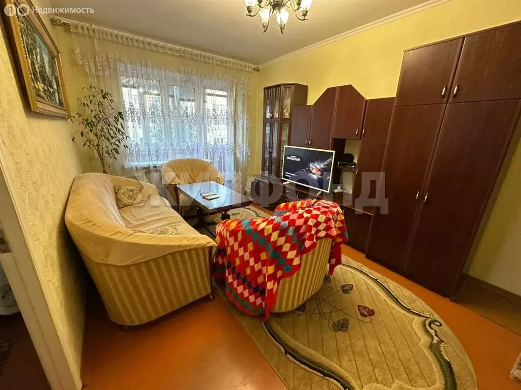 3-комнатная квартира: Белгород, улица Николая Чумичова, 39 (51 м) - Фото 0