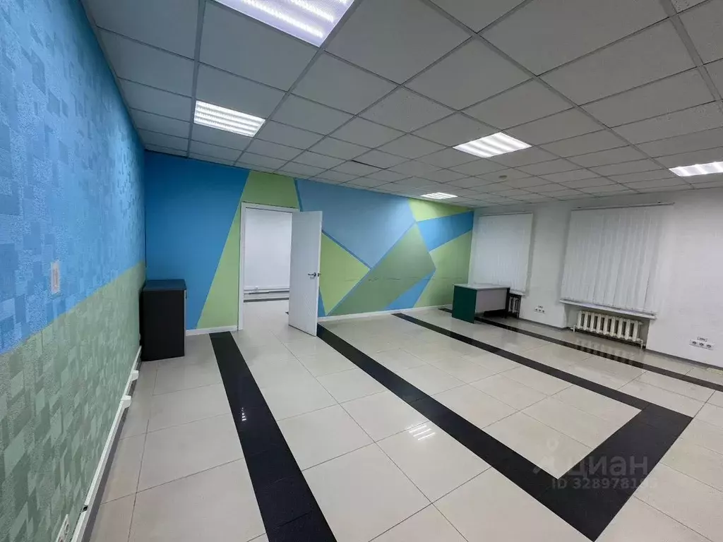 Офис в Пермский край, Пермь ул. Аркадия Гайдара, 3 (144 м) - Фото 2