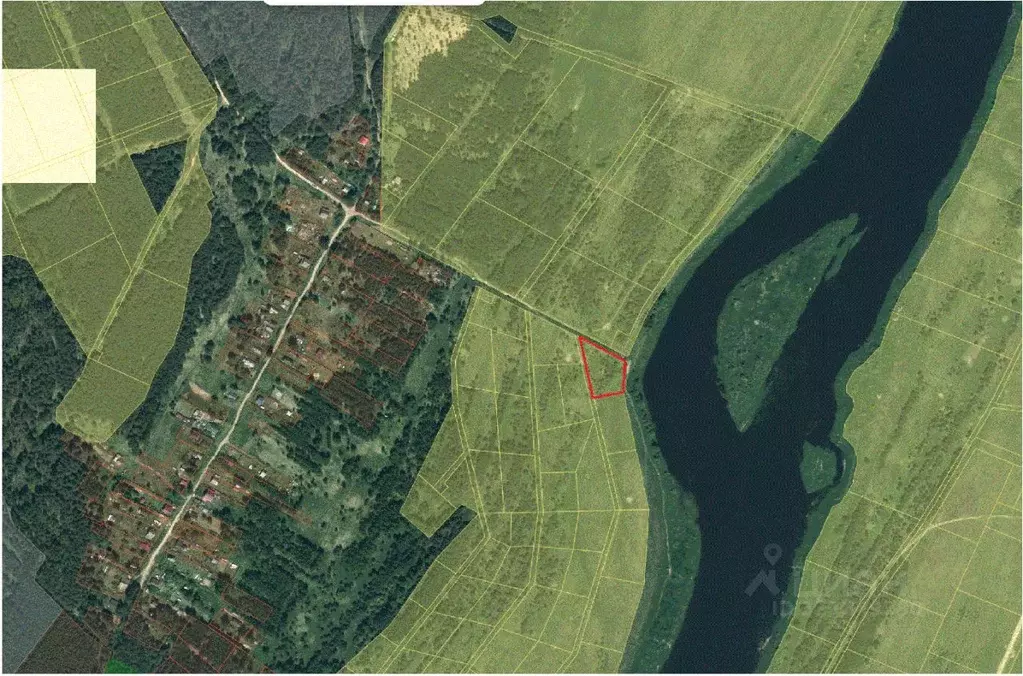 Участок в Тверская область, Старицкий муниципальный округ, д. Бутово  ... - Фото 1