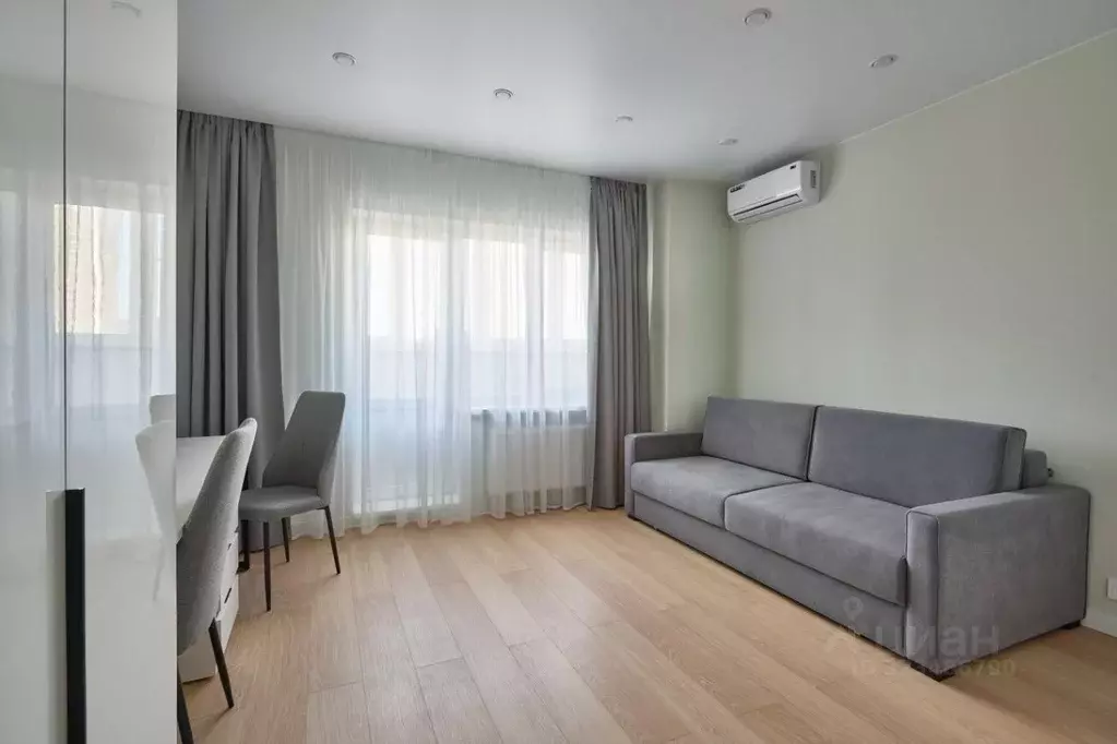 Студия Липецкая область, Липецк ул. М.И. Неделина, 4Д (27.0 м) - Фото 1