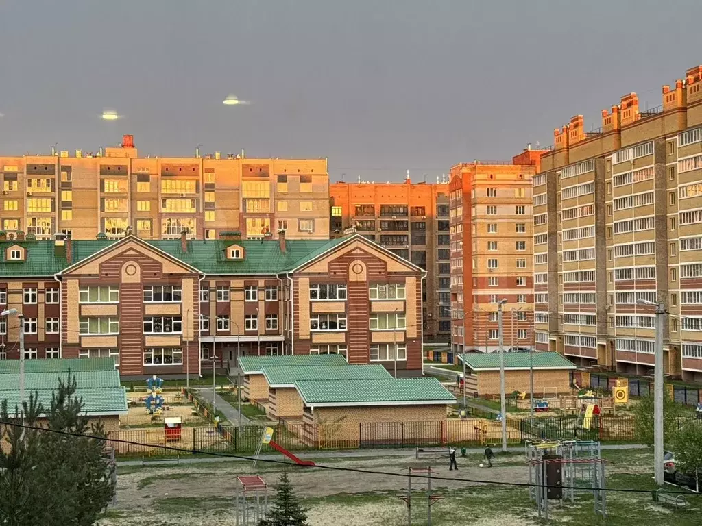 1-к. квартира, 45 м, 3/10 эт. - Фото 1