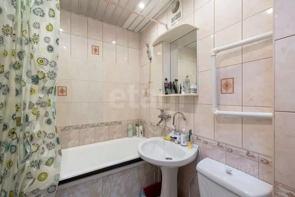 1-к кв. Тюменская область, Тюмень Малая Боровская ул., 38/1 (36.1 м) - Фото 2