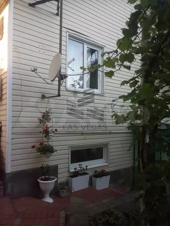 3-к. квартира, 70 м, 1/2 эт. - Фото 1
