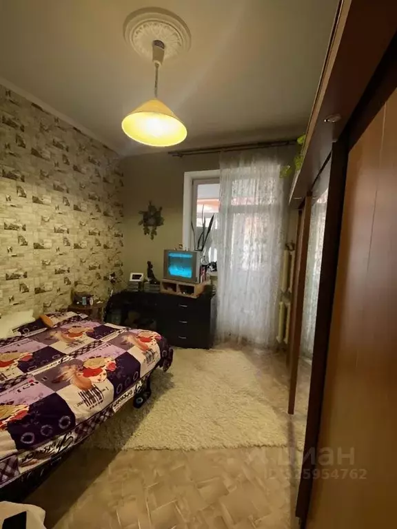 2-к кв. Самарская область, Тольятти ул. Горького, 70 (58.0 м) - Фото 1