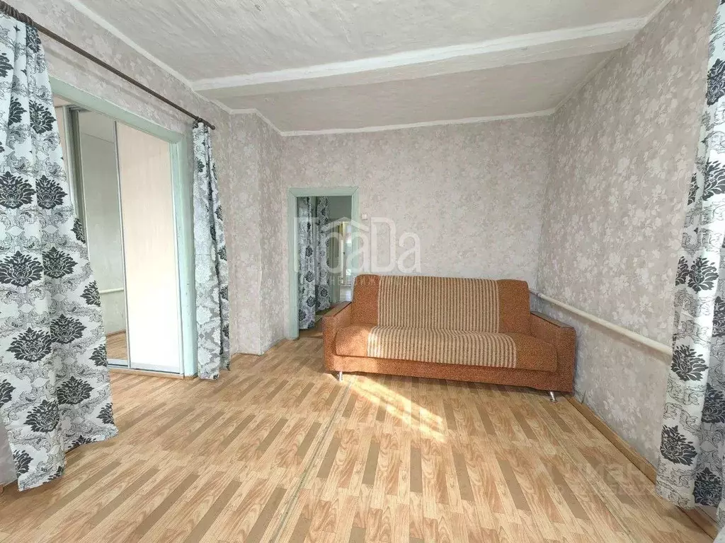 Дом в Красноярский край, Уяр г. Манско-Уярский округ, ул. Чапаева, 36 ... - Фото 2