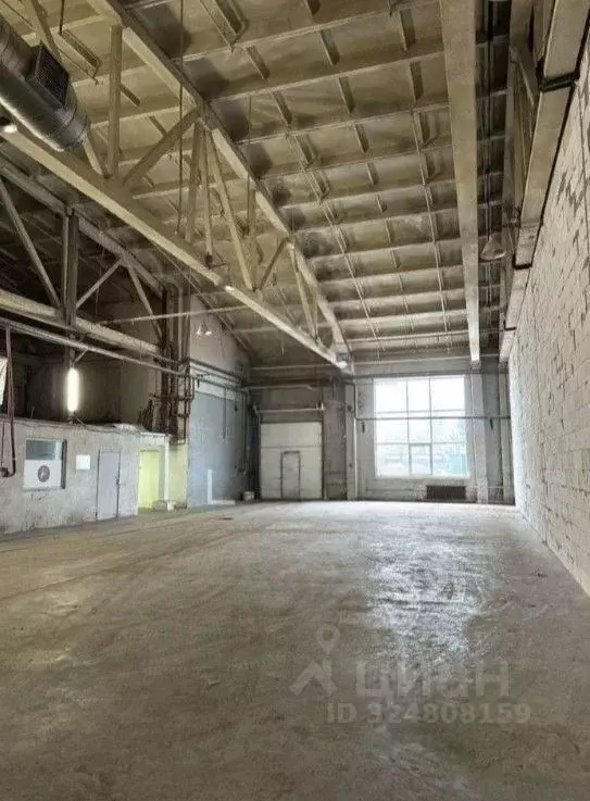 Производственное помещение в Санкт-Петербург дор. Нефтяная, 3 (1529 м) - Фото 1