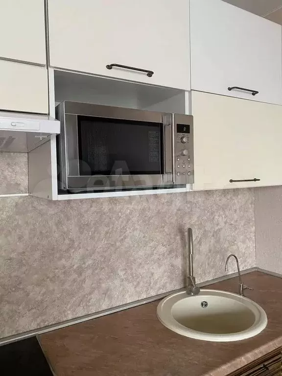 2-к. квартира, 54 м, 4/10 эт. - Фото 1