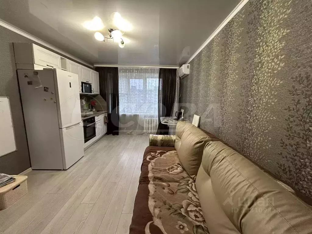 3-к кв. Тюменская область, Тобольск 7А мкр, 14А (55.0 м) - Фото 1