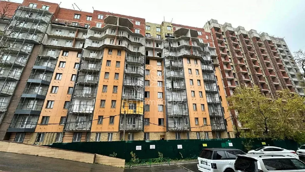 Продается 4-комнатная квартира - Фото 0