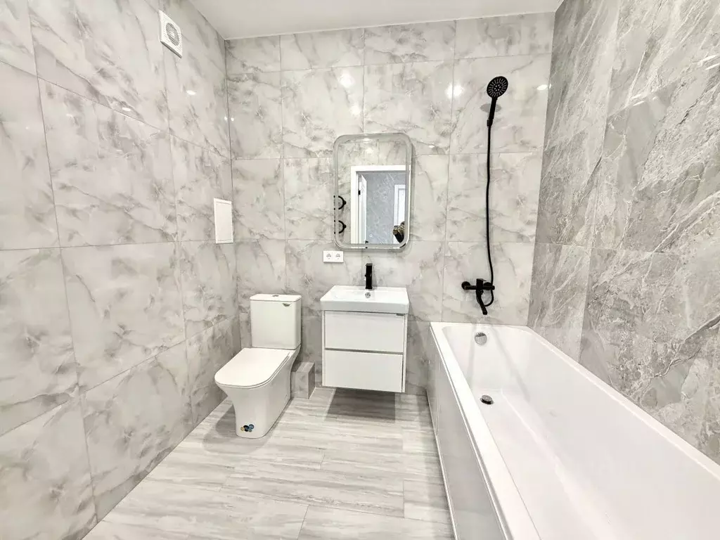 1-к кв. Волгоградская область, Волгоград Новодвинская ул., 18 (46.0 м) - Фото 2