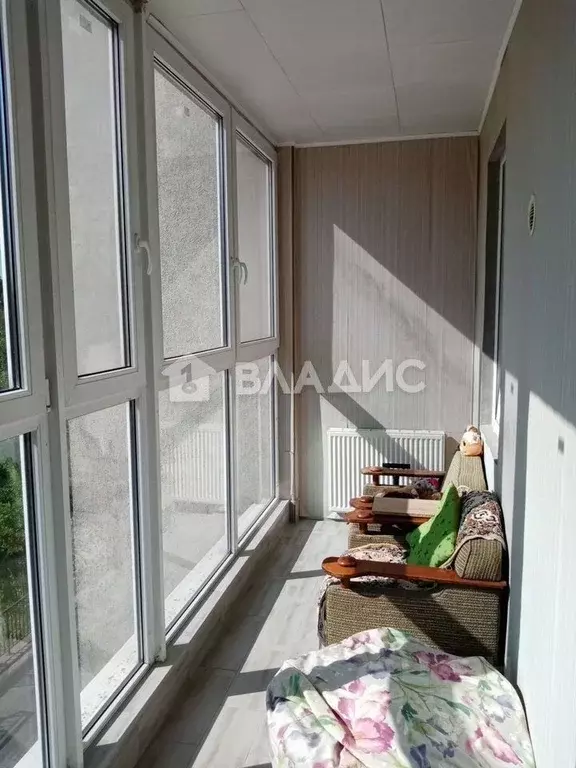 2-к кв. Калининградская область, Калининград Бассейная ул., 7 (71.7 м) - Фото 0