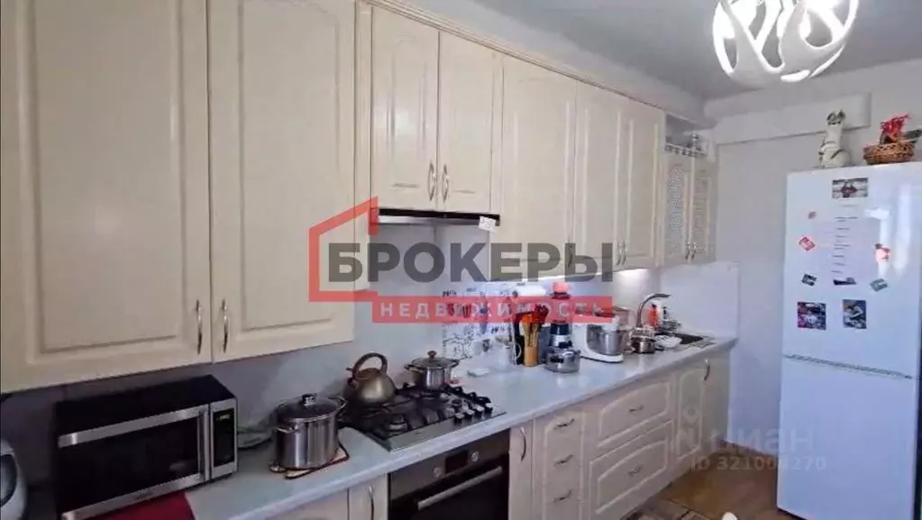 1-к кв. Севастополь ул. Челнокова, 29к1 (48.3 м) - Фото 1