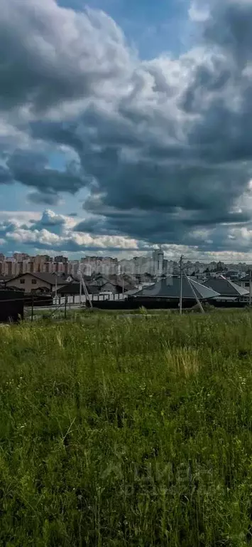 Участок в Белгородская область, Старый Оскол ул. Жуковская, 16А (30.0 ... - Фото 0