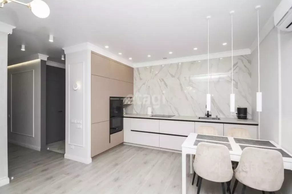 2-к кв. Тюменская область, Тюмень ул. Пожарных и Спасателей, 5 (73.7 ... - Фото 1