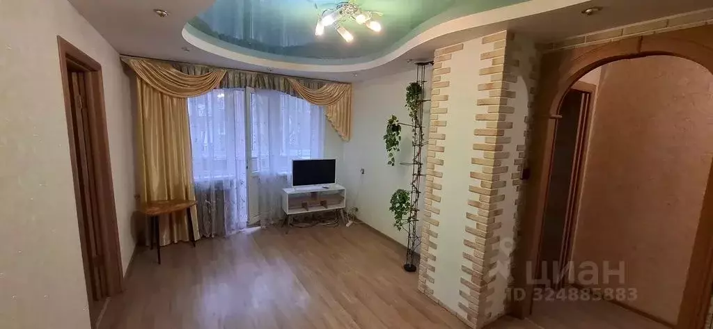 2-к кв. Псковская область, Псков Рижский просп., 60А (44.0 м) - Фото 1