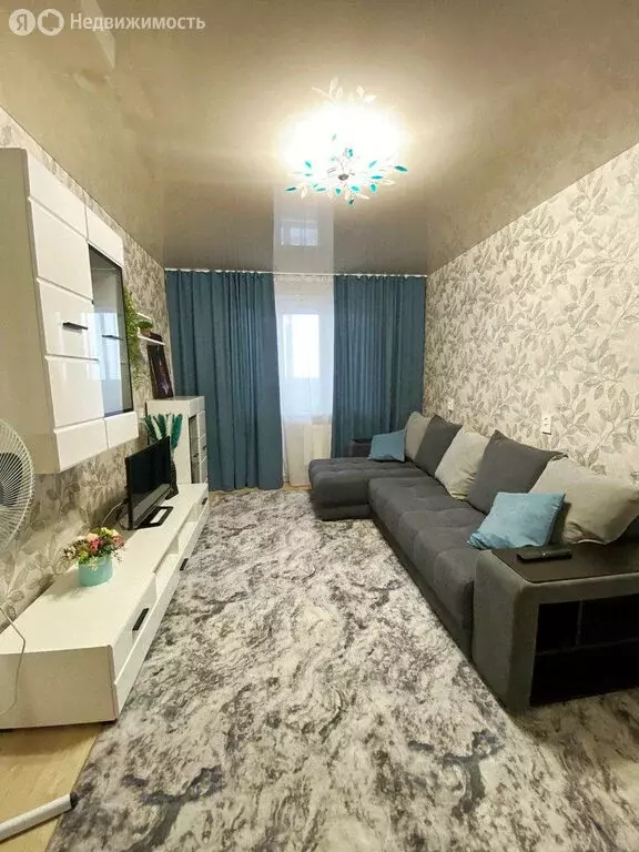 1-комнатная квартира: Киров, микрорайон Красный Химик, улица Красный ... - Фото 1