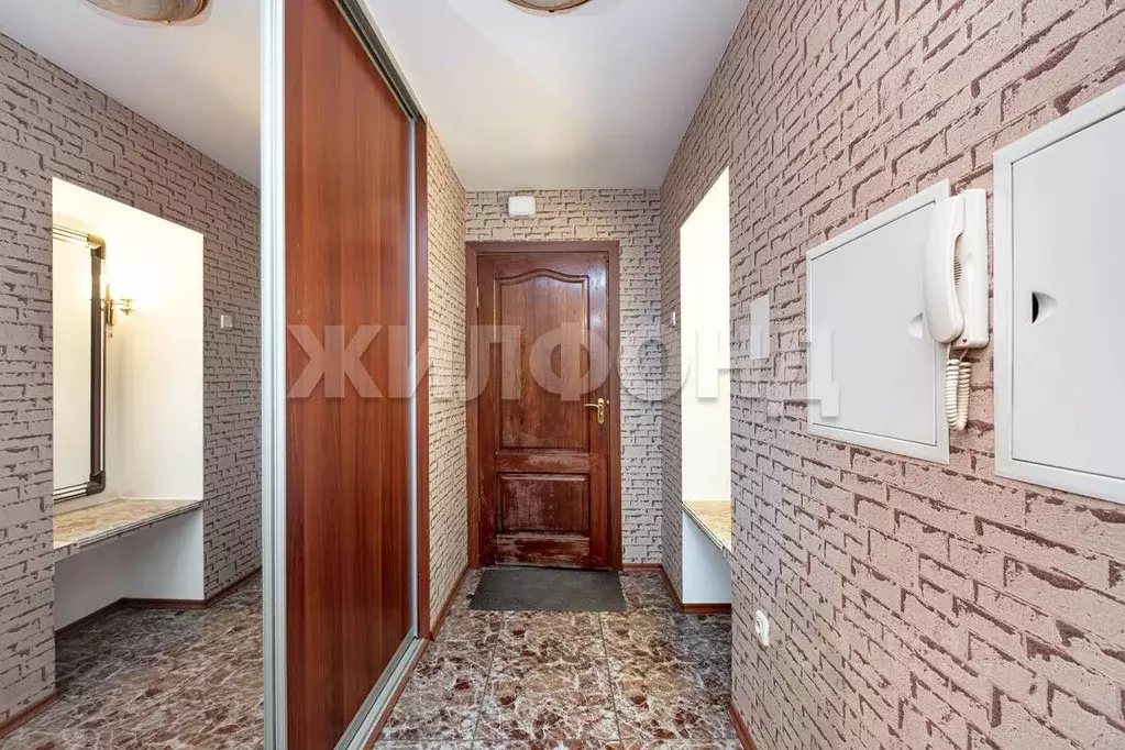 3-к кв. Новосибирская область, Новосибирск ул. Шевченко, 29 (132.0 м) - Фото 1