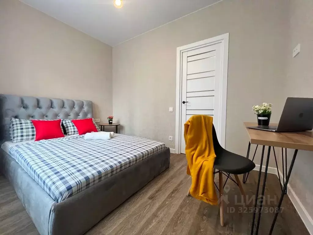 2-к кв. Башкортостан, Уфа Коммунистическая ул., 98/1 (60.0 м) - Фото 1