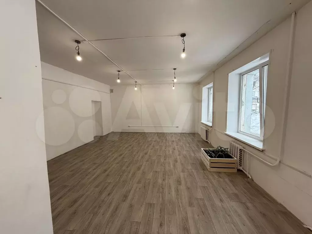 Свободного назначения 64 м2 - Фото 1