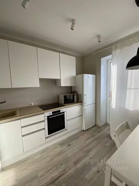 2-к кв. Ульяновская область, Ульяновск ул. Кирова, 6/2 (52.6 м) - Фото 1