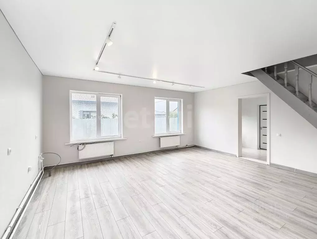 Дом в Тюменская область, Тюмень проезд Игоря Шаповалова (75 м) - Фото 1