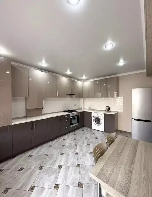 2-к кв. Ставропольский край, Пятигорск ул. Пестова, 15 (80.0 м) - Фото 0
