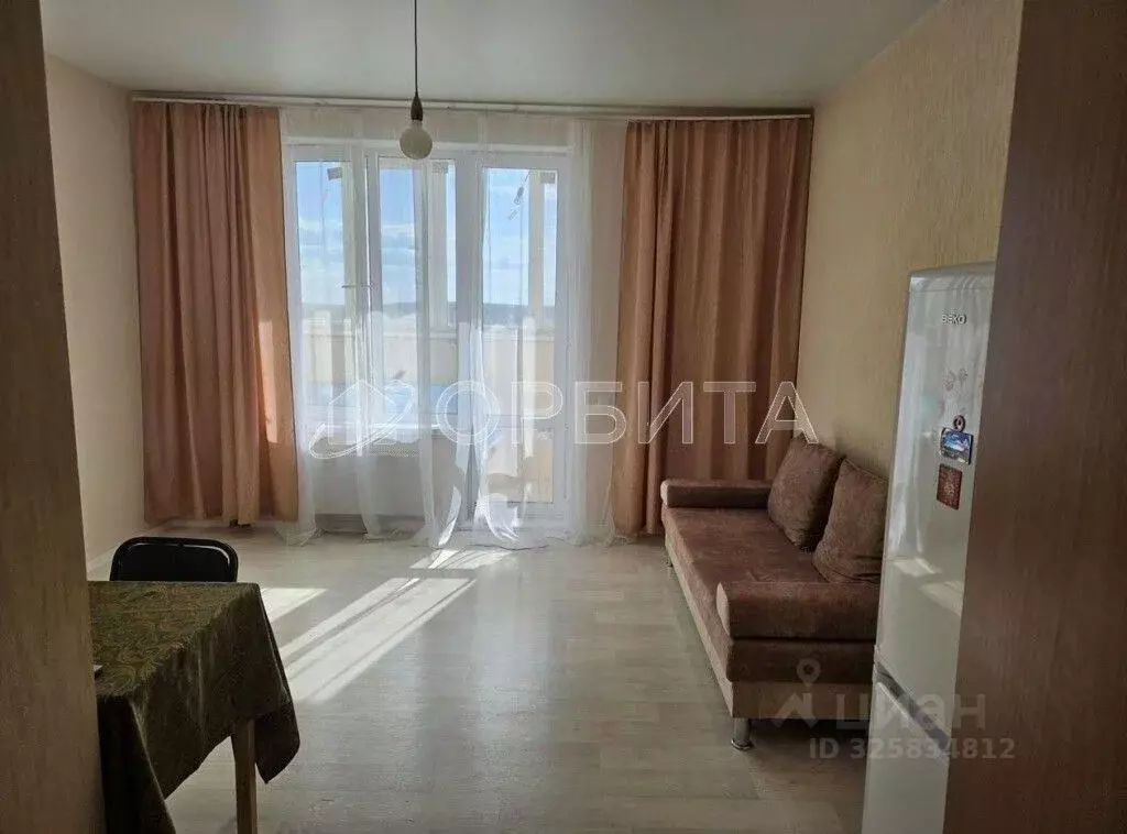 Студия Тюменская область, Тюмень ул. Фармана Салманова, 4 (22.7 м) - Фото 1