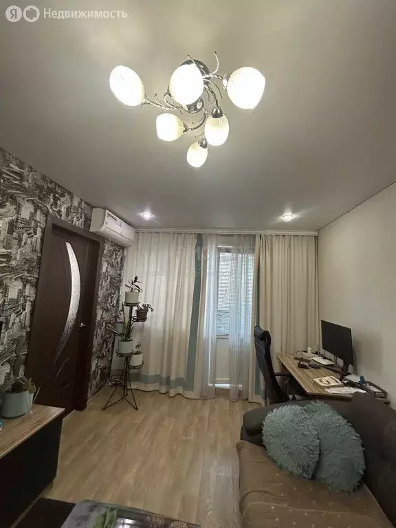 2-комнатная квартира: Нижнекамск, улица Юности, 26 (52 м) - Фото 1