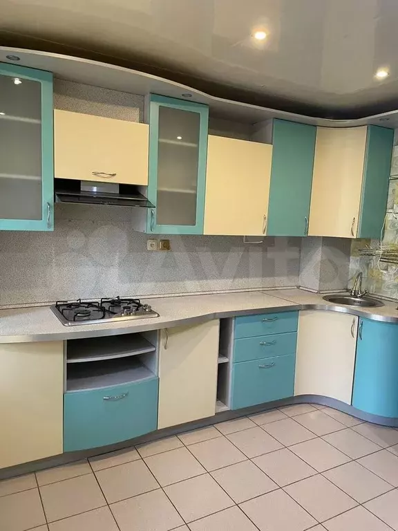 2-к. квартира, 70 м, 2/6 эт. - Фото 0