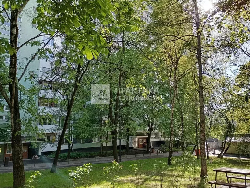 Продается 3-комнатная квартира - Фото 1