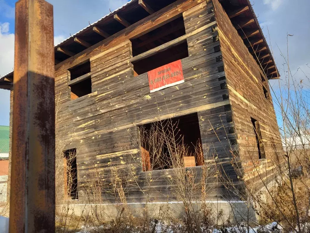 Дом в Хакасия, Усть-Абаканский район, пос. Тепличный Полевая ул. (240 ... - Фото 1