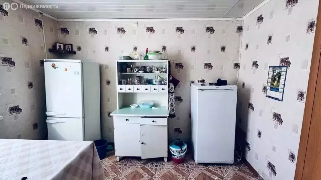 3-комнатная квартира: село Батырево, проспект Ленина, 6 (56.1 м) - Фото 2