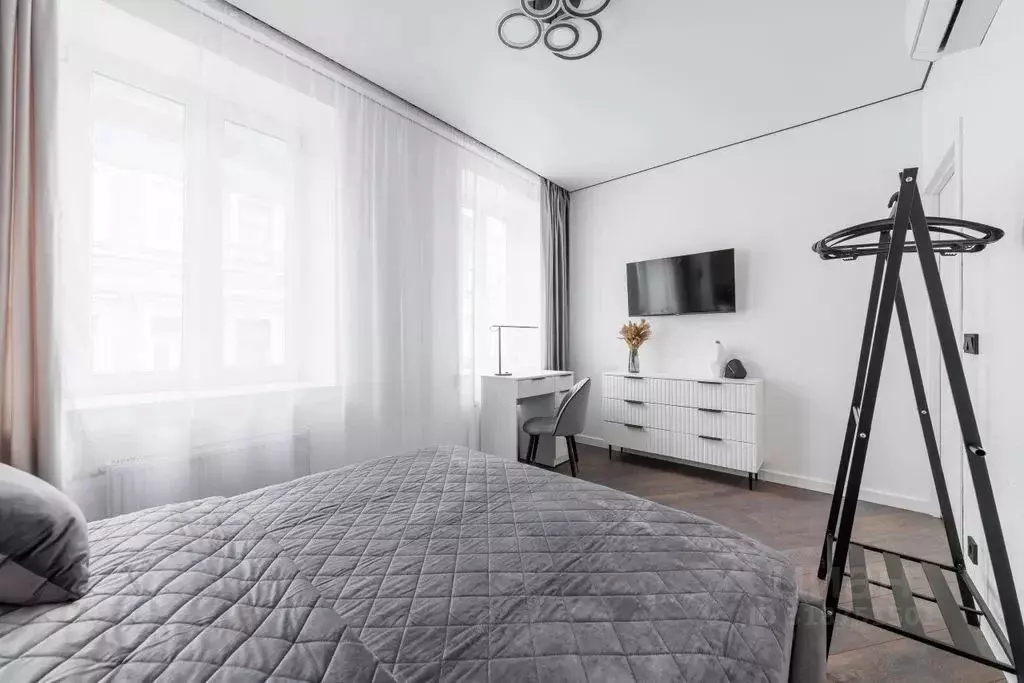2-к кв. Санкт-Петербург Вознесенский просп., 29 (72.0 м) - Фото 1