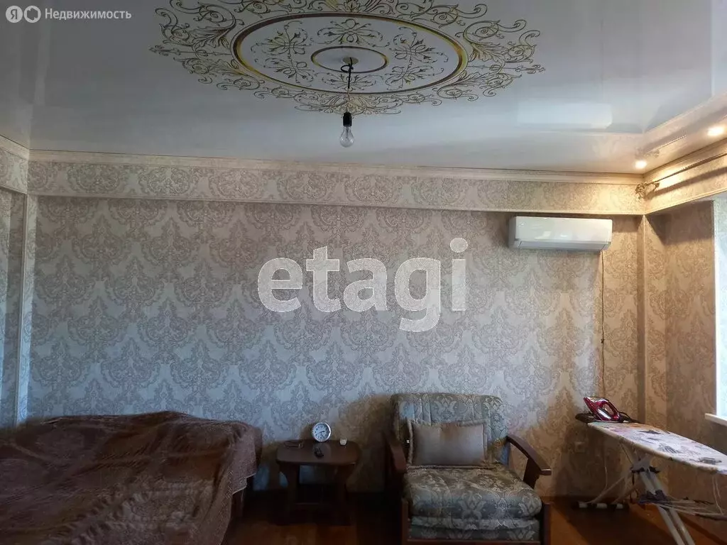 2-комнатная квартира: Карабулак, улица Джабагиева, 12 (70 м) - Фото 1