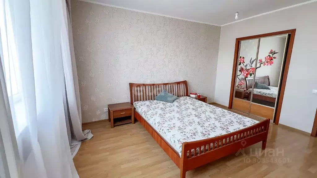 3-к кв. Крым, Феодосия ул. Челнокова, 106 (64.5 м) - Фото 0