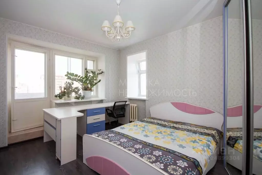 2-к кв. Тюменская область, Тюмень ул. 50 лет Октября, 3к1 (63.7 м) - Фото 1