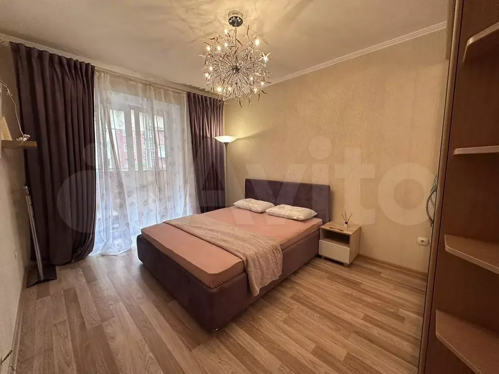 2-к. квартира, 67 м, 1/9 эт. - Фото 0