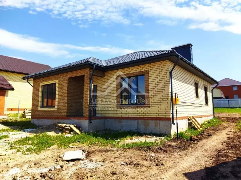 Дом в Татарстан, Высокогорское с/пос, д. Эстачи, Эстачи кп ул. ... - Фото 1