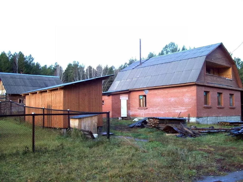 Дом в Свердловская область, Белоярский городской округ, с. Черноусово ... - Фото 0