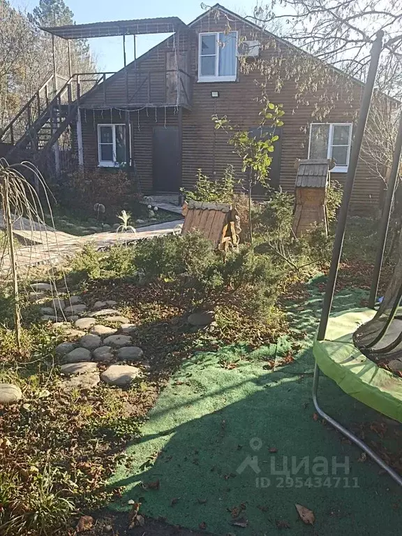 Дом в Адыгея, Майкопский район, пос. Каменномостский  (100 м) - Фото 2