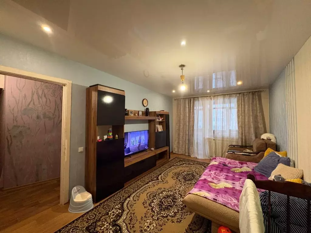 2-к кв. Волгоградская область, Волгоград ул. 35-й Гвардейской Дивизии, ... - Фото 2