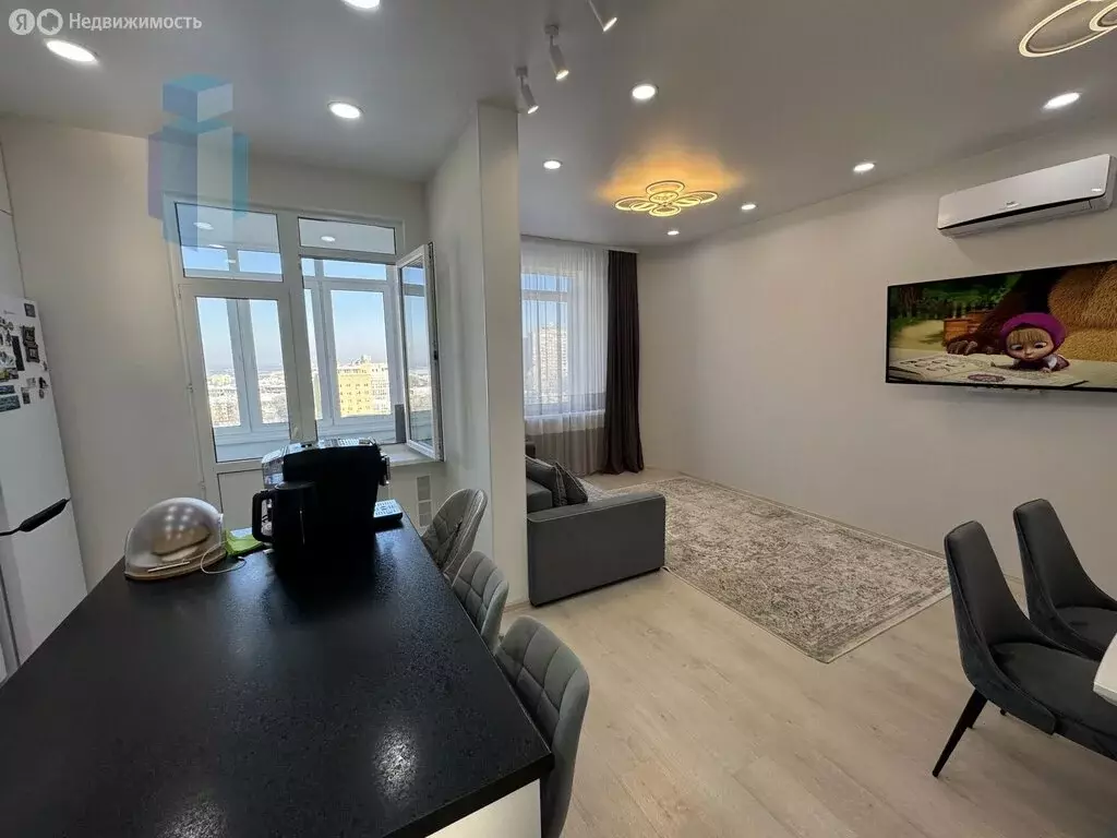 3-комнатная квартира: Нижний Новгород, улица Максима Горького, 24 ... - Фото 2