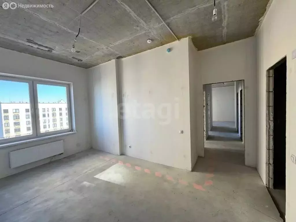 4-комнатная квартира: Тюмень, Харьковская улица, 72Б (78.2 м) - Фото 1