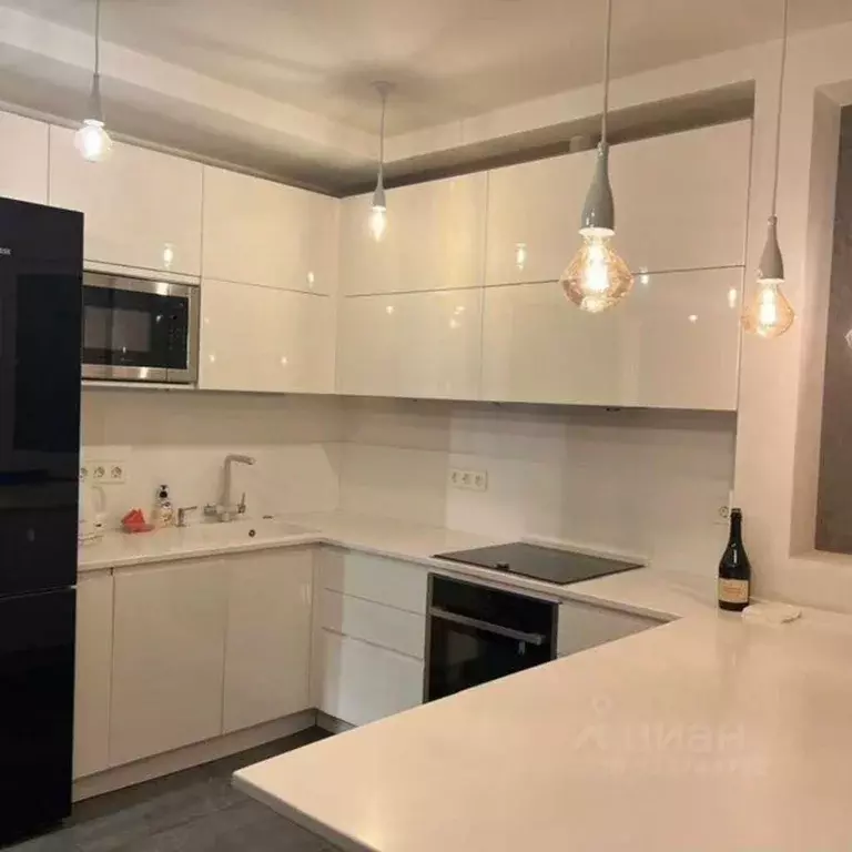 3-к кв. Москва просп. Защитников Москвы, 12 (76.0 м) - Фото 1